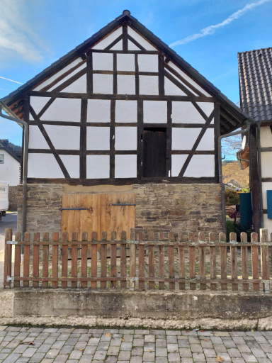 Ostgiebel fertiggestellt